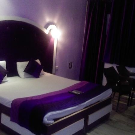 Akash Continental Hotel Rishīkesh Buitenkant foto