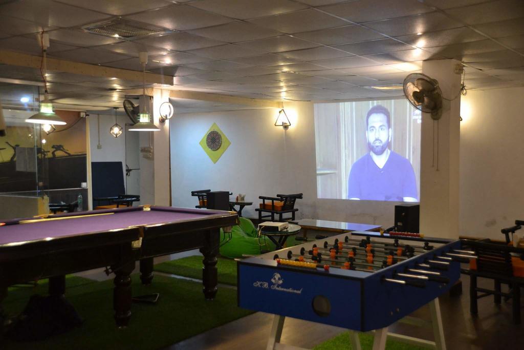 Akash Continental Hotel Rishīkesh Buitenkant foto